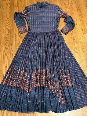 Hunter Bell Maxi Dress